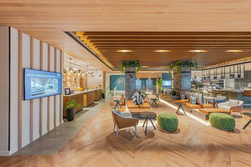 Фото Four Points by Sheraton King Abdulaziz Road