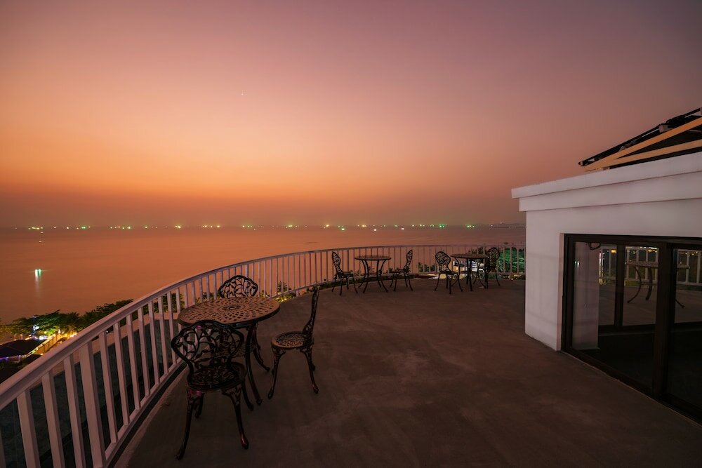 Фото Aquasun Hotel