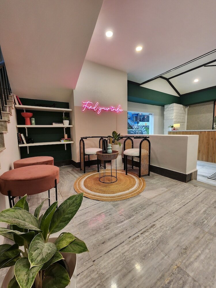 Фото Olive Indiranagar Metro-by Embassy Group