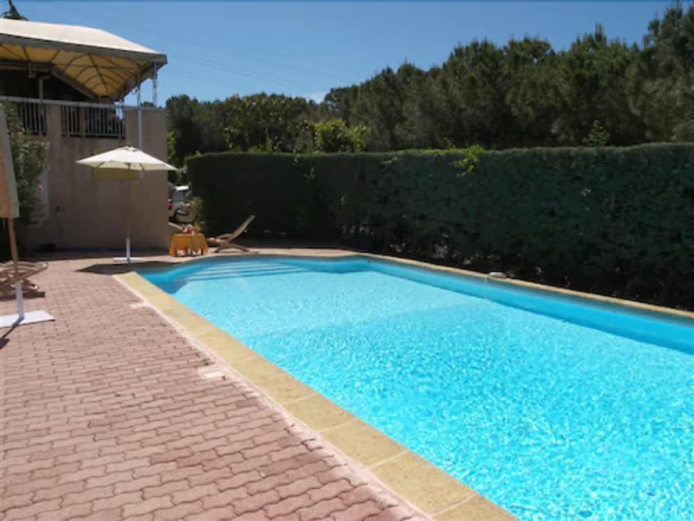 Фото Hotel Belvédère Cannes-Mougins