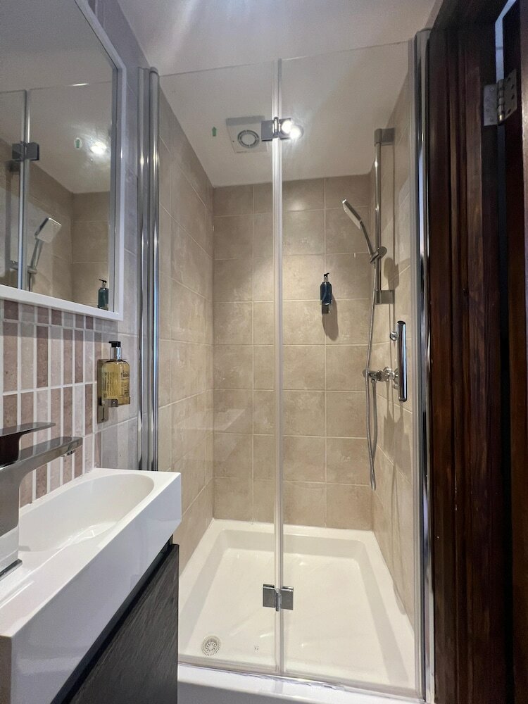 Фото Argyle Square Hotel