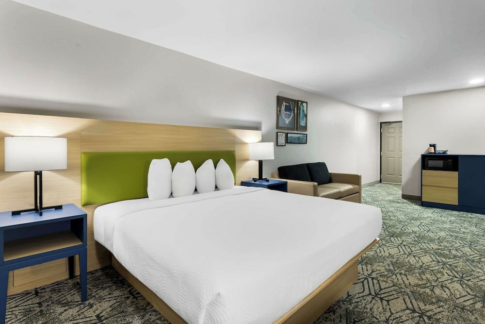 Фото Country Inn & Suites by Radisson, Savannah I-95 North, Ga