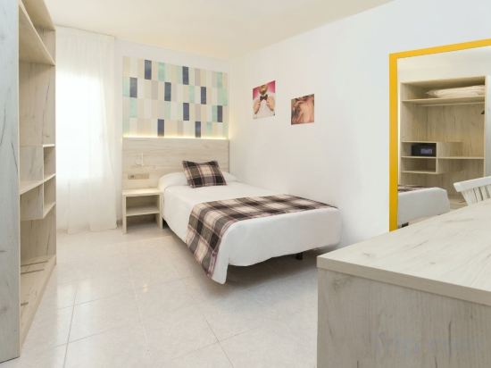 Фото Hotel Playasol Lei Ibiza - Adults Only