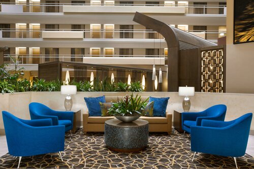 Гостиница Embassy Suites by Hilton San Antonio Airport в Сан-Антонио