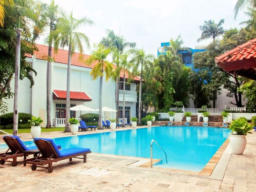 Гостиница Hotel Majapahit Surabaya - MGallery в Сурабае