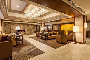 Гостиница Doubletree by Hilton Pittsburgh — Green Tree