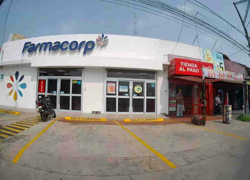 Pharmacy Farmacorp - Sucursal Ovidio Barbery, Santa Cruz de la Sierra, photo
