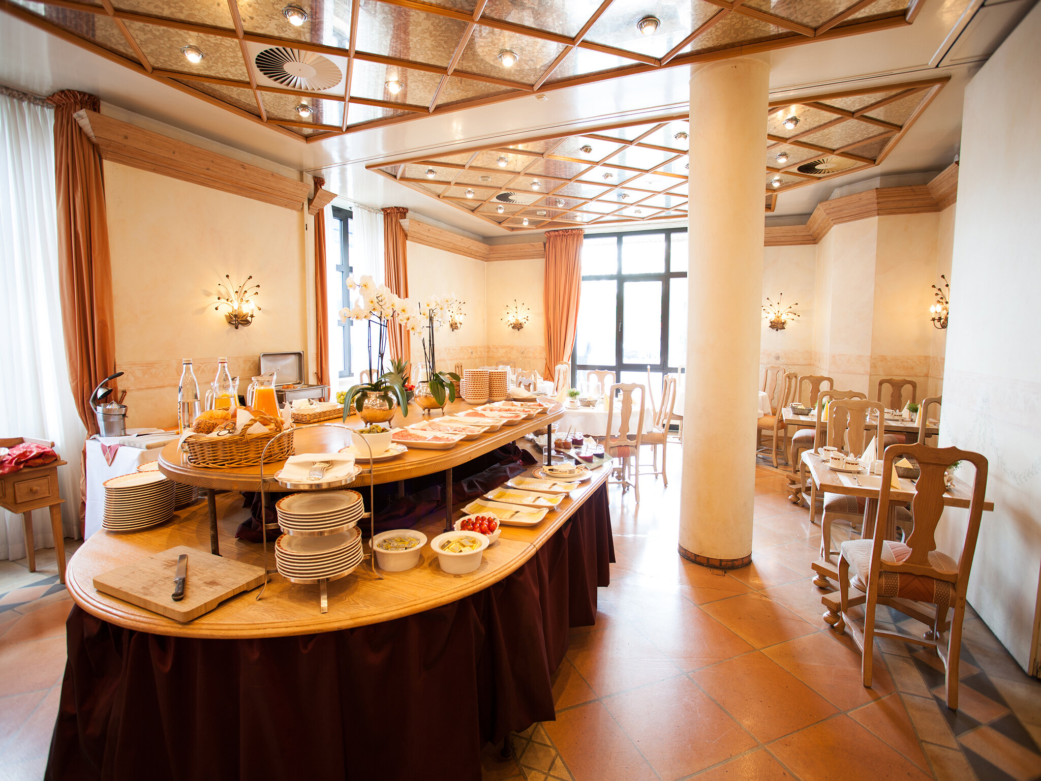 Фото Hotel Stadt Gütersloh