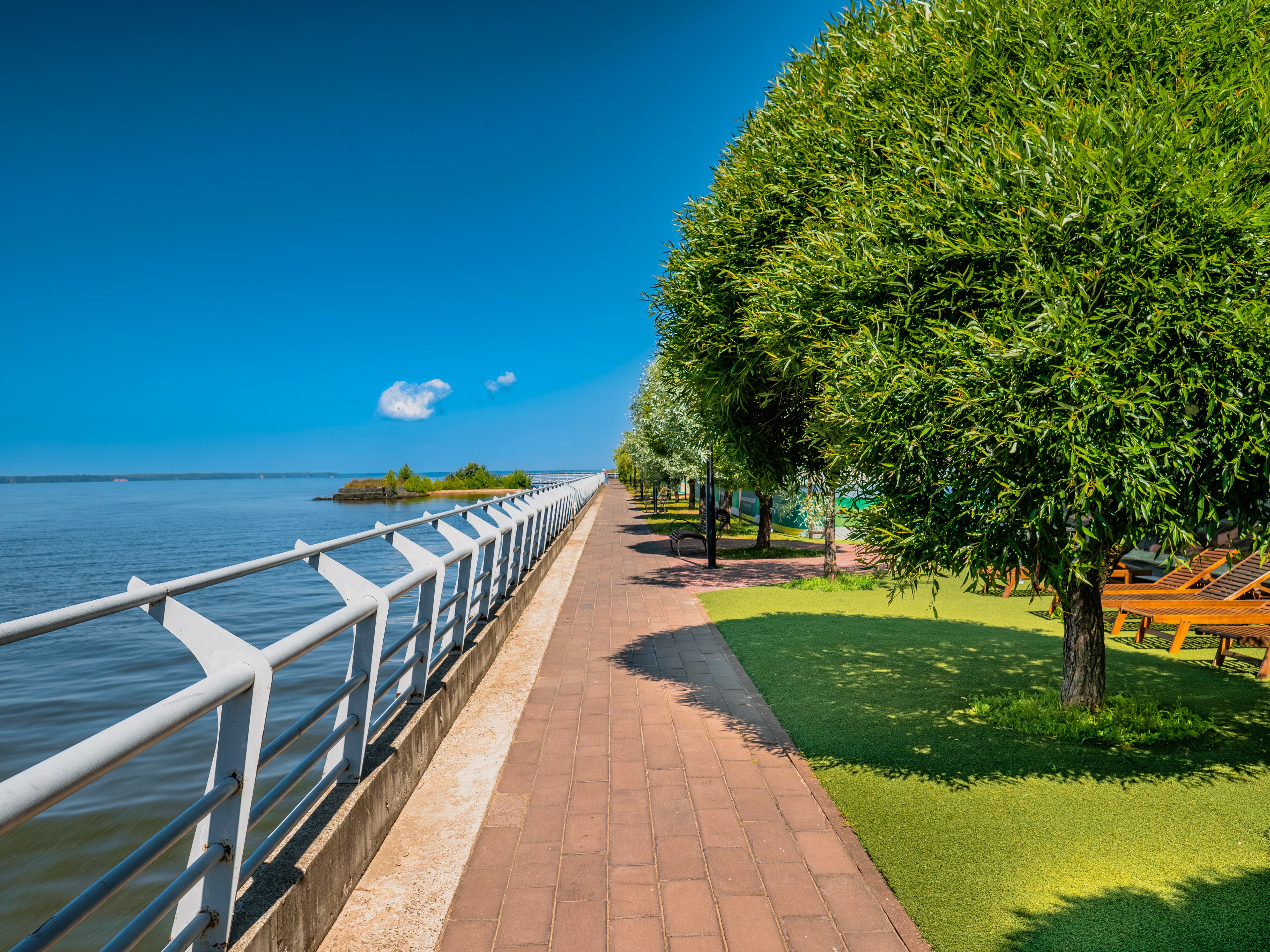 Фото Изумрудное