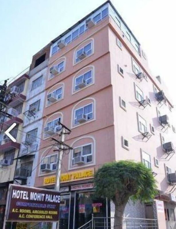 Гостиница Hotel Mohit Palace в Джайпуре