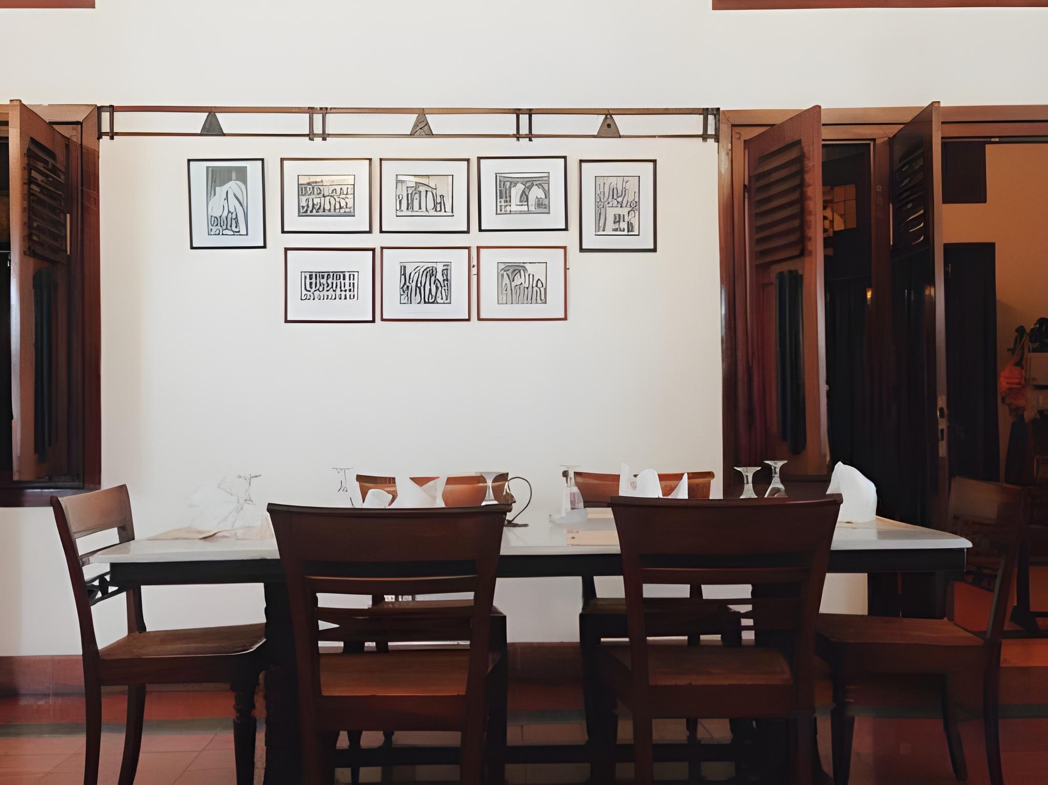 Фото Roemahkoe Heritage Hotel