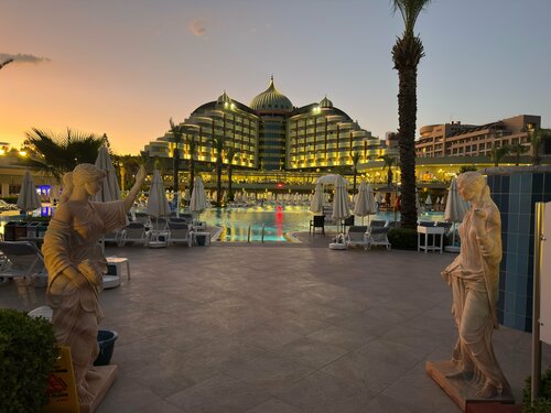 Внешний вид отеля Delphin Palace в Аксу, фото 2