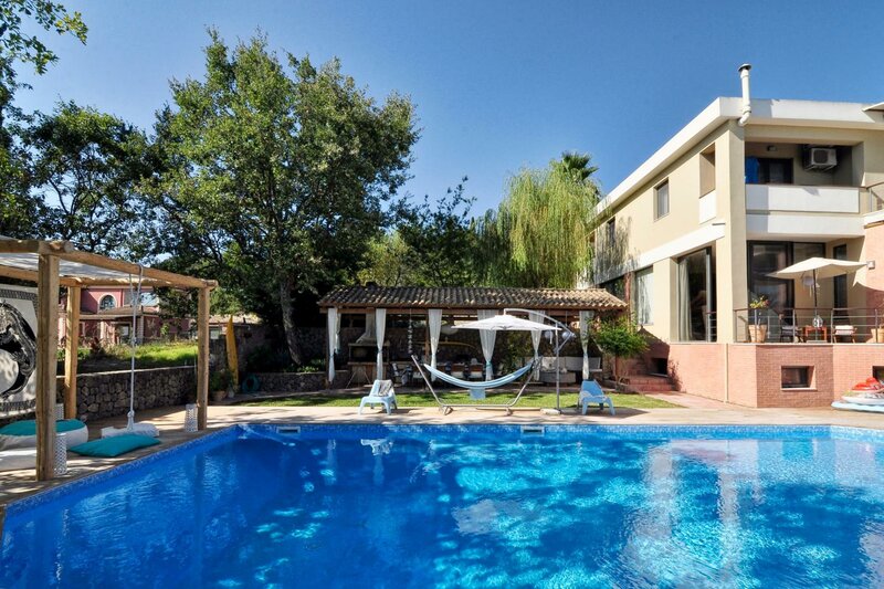 Вилла Chloe in Corfu