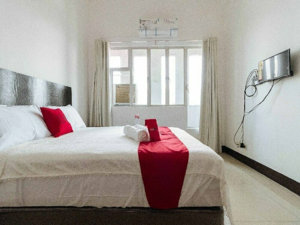 Hotel RedDoorz Plus @ Banawe Quezon City Weekly Stay, Quezon City, photo