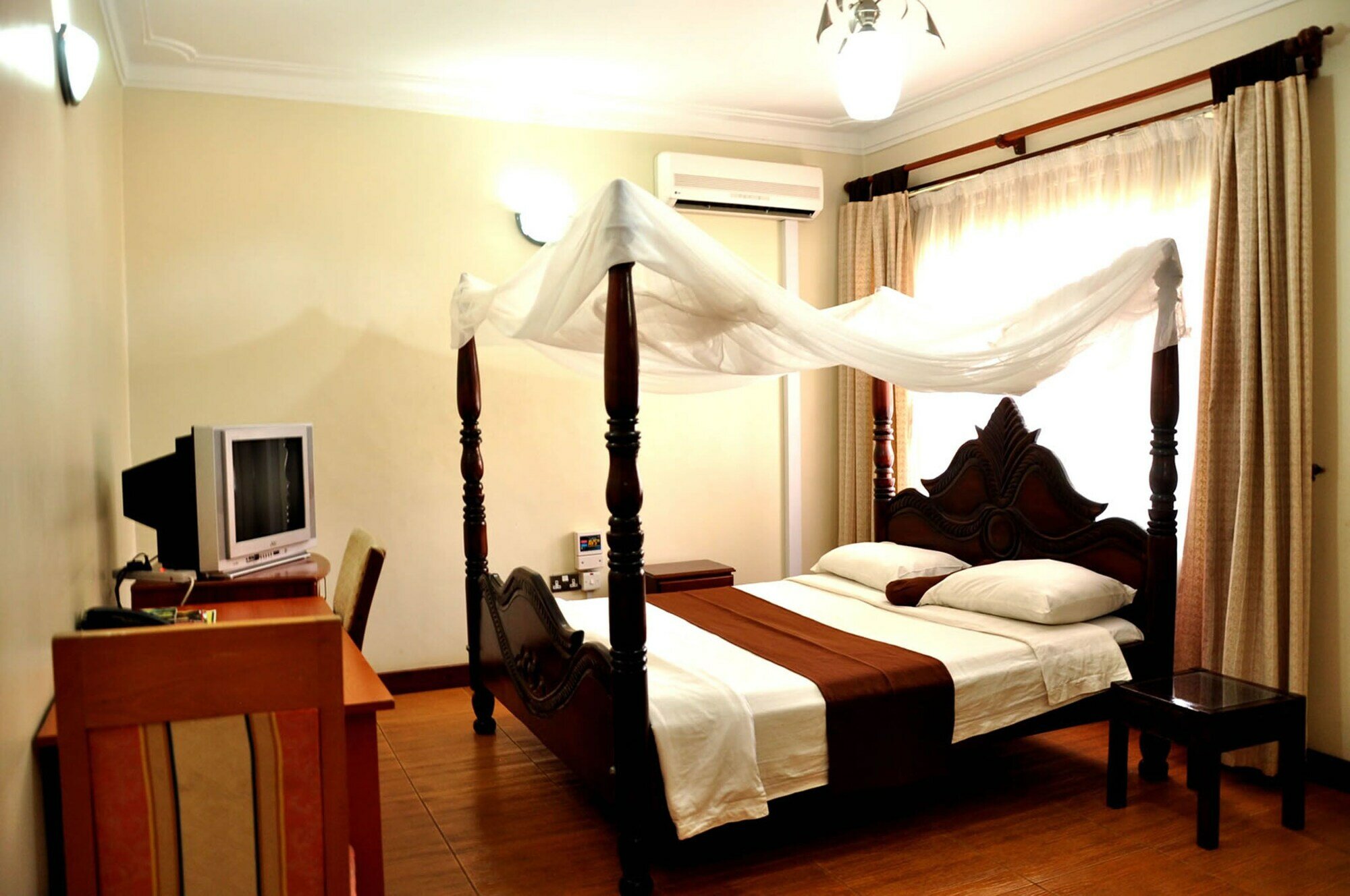 Фото отеля 3