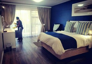 Гостиница Blue Lagoon Hotel and Conference Centre