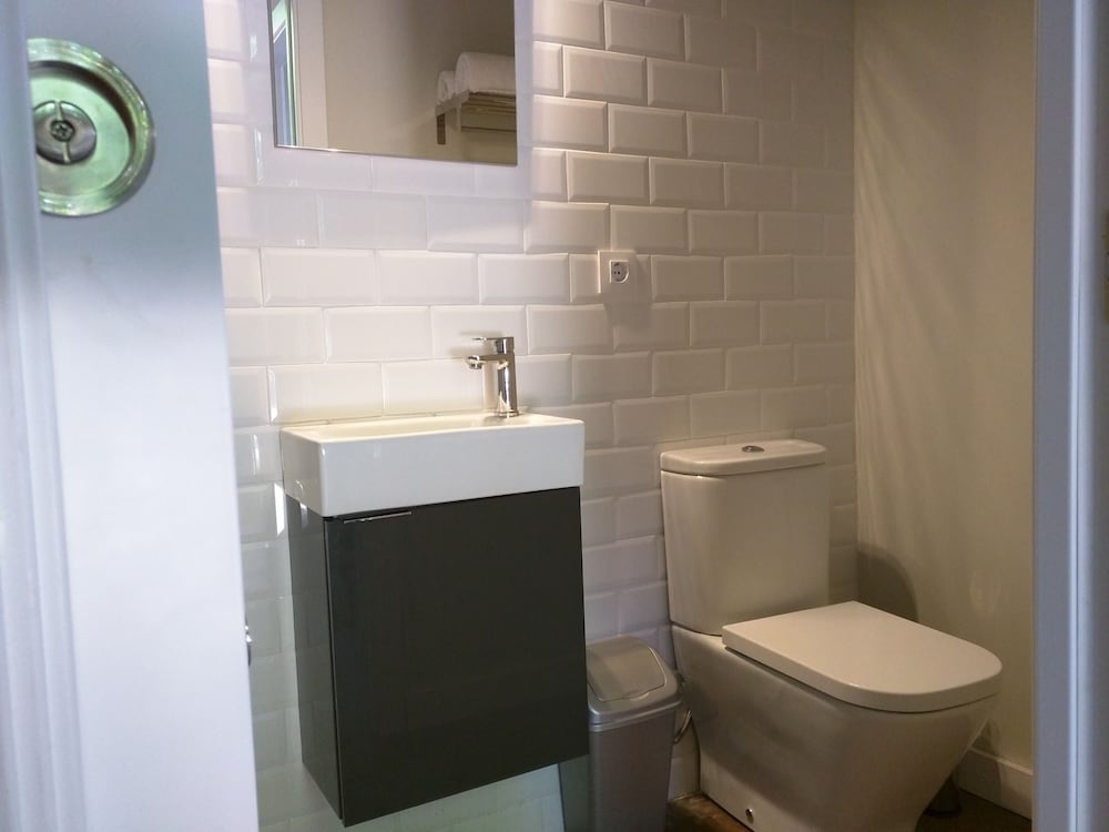 Фото Nwt Paradise Urban Hostel