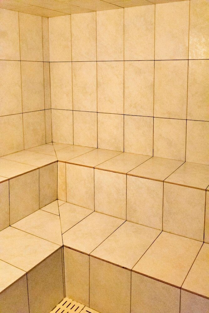 Фото Mountains of the Moon Hotel