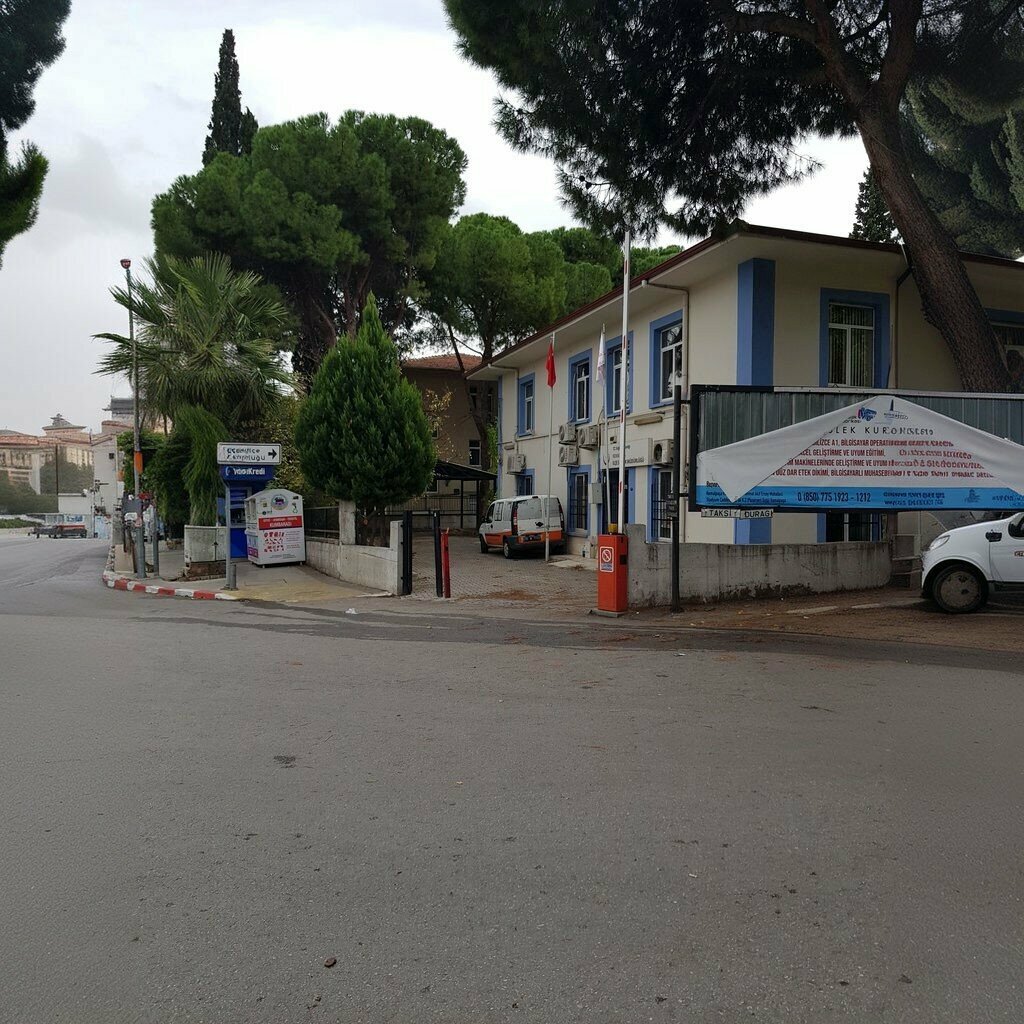 Polyclinic for adults Kemalpaşa Çilingir, Kemalpasa, photo