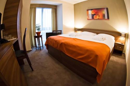 Фото Oliva Hotel & Restaurant