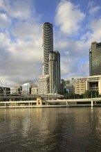 Фото Meriton Suites Herschel Street