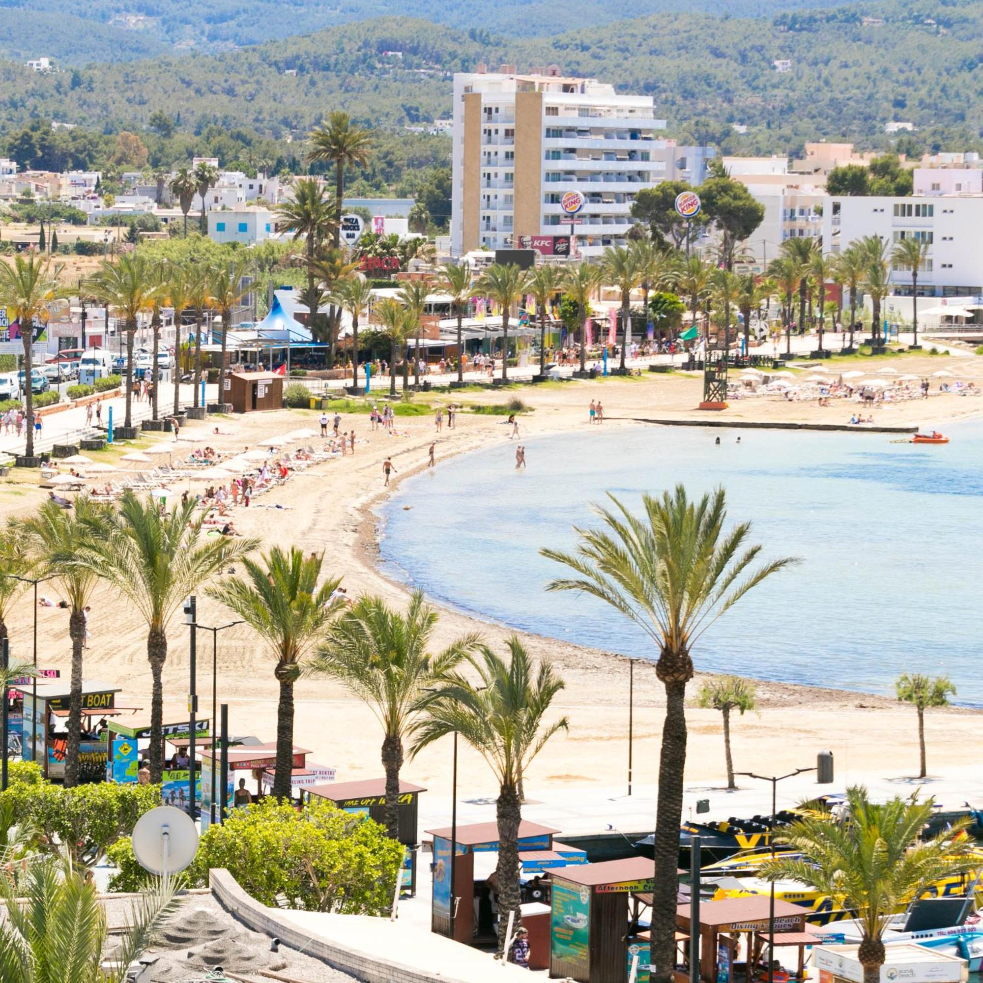 Фото The Blue Apartments by Ibiza Feeling