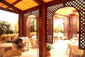 Гостиница Hotel Flora