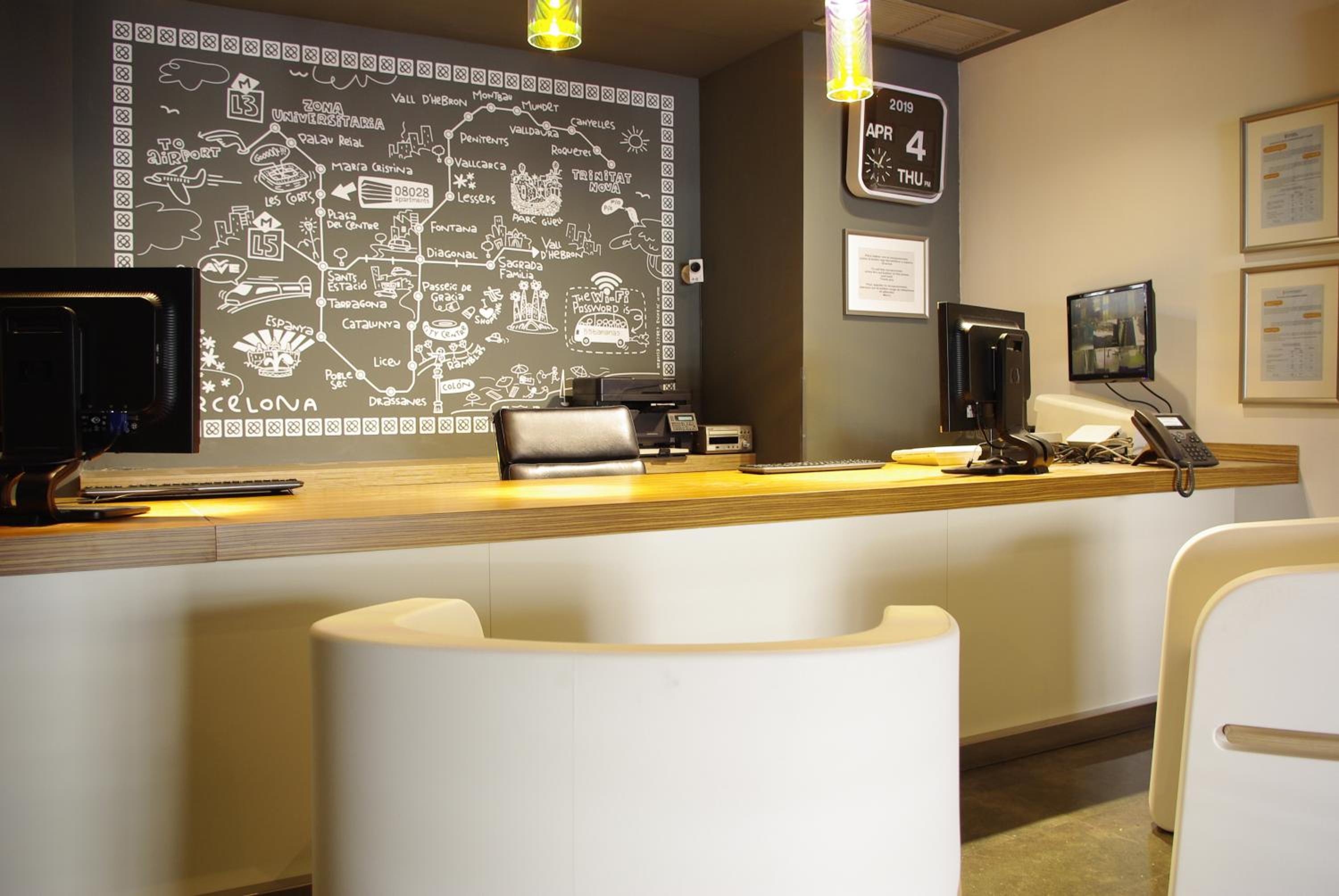 Фото 08028 Apartments