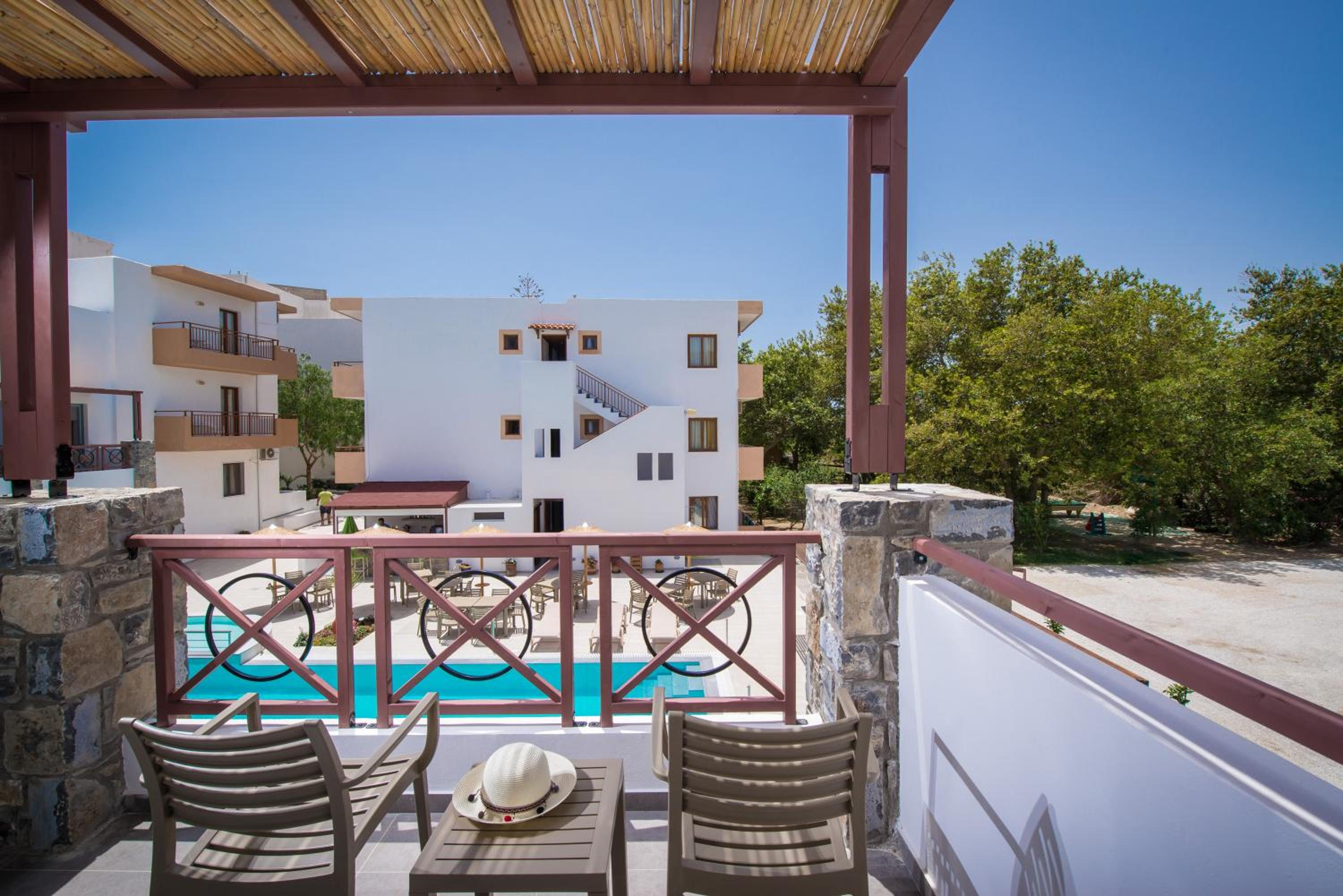 Фото South Coast Hotel