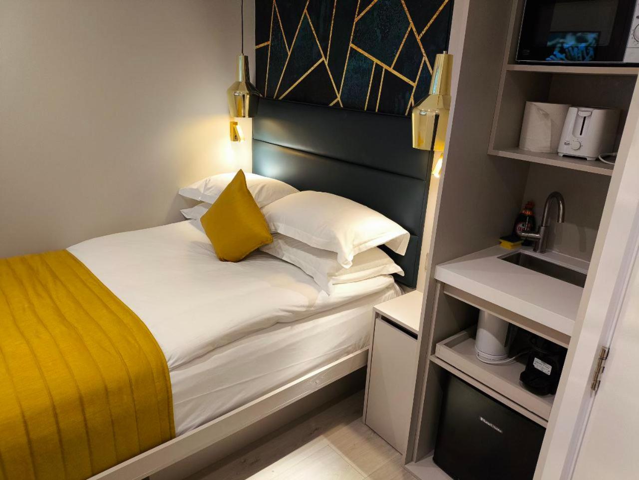 Фото Mstay 88 Studios Kensington