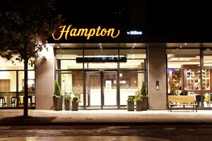 Гостиница Hampton by Hilton Berlin City East Side Gallery