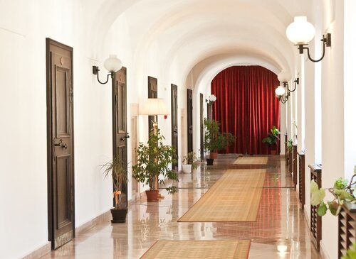 Гостиница Klastrom Hotel в Дьёре