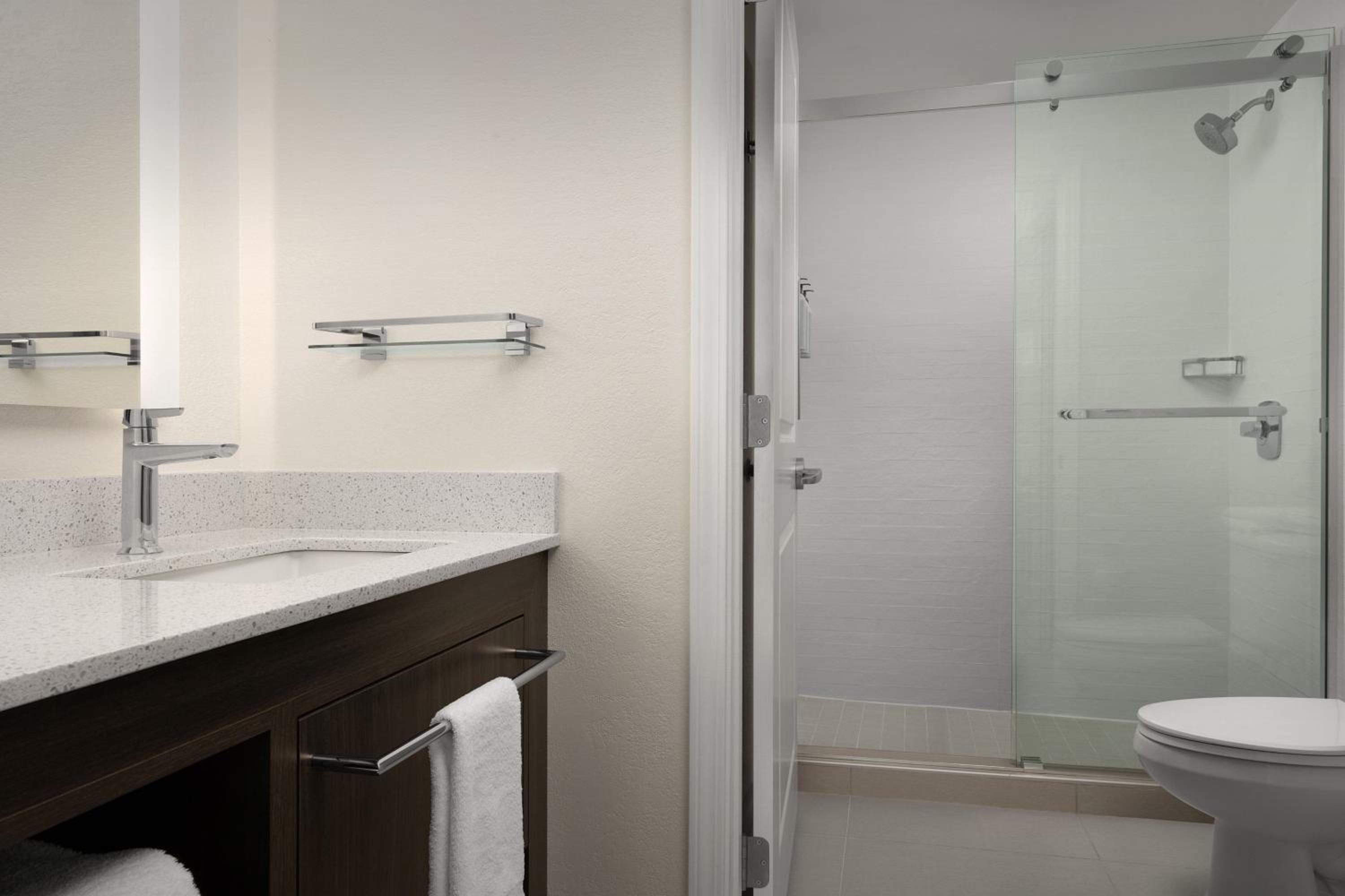 Фото Residence Inn by Marriott Charlotte SouthPark