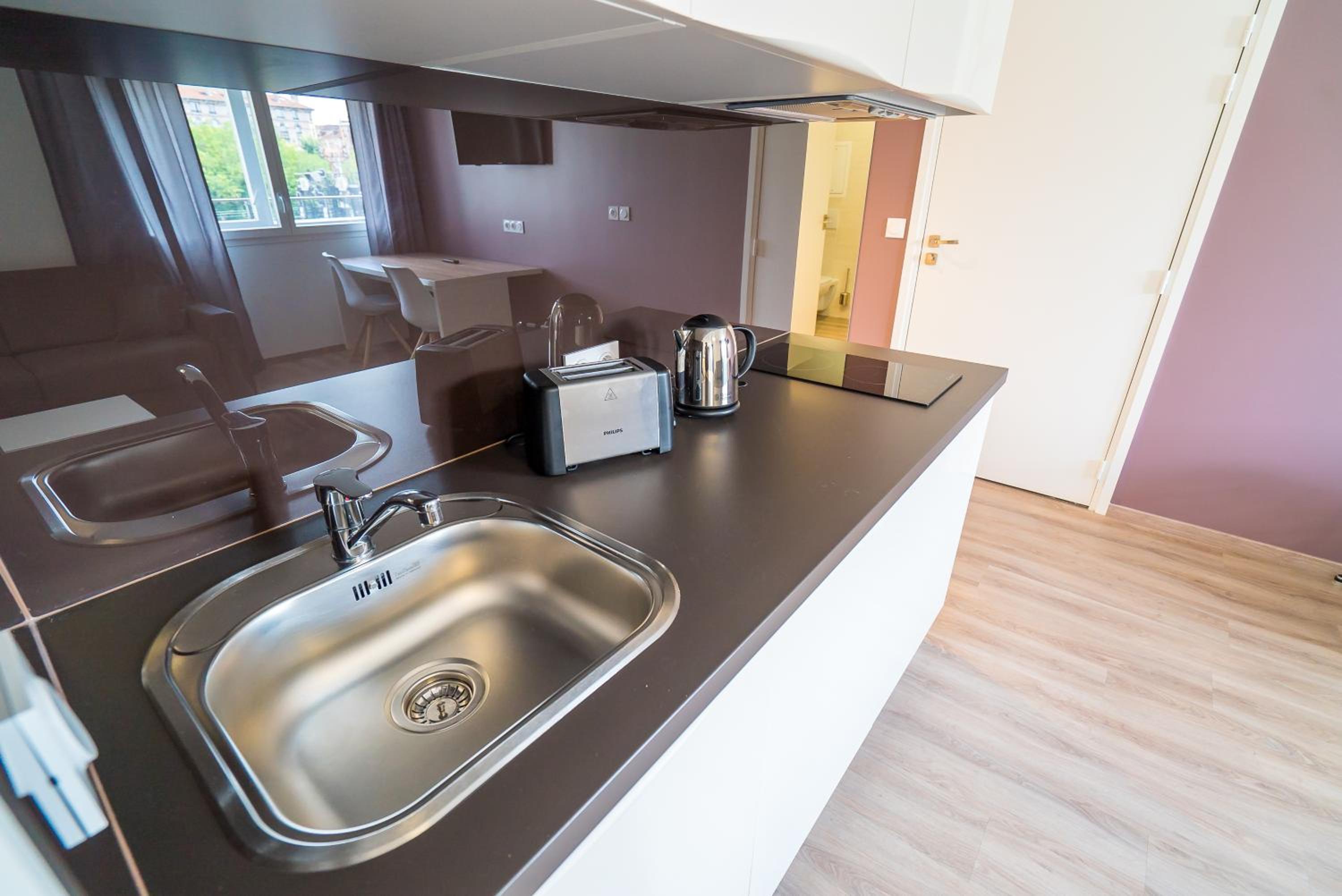 Фото All Suites Appart Hotel Choisy Le Roi