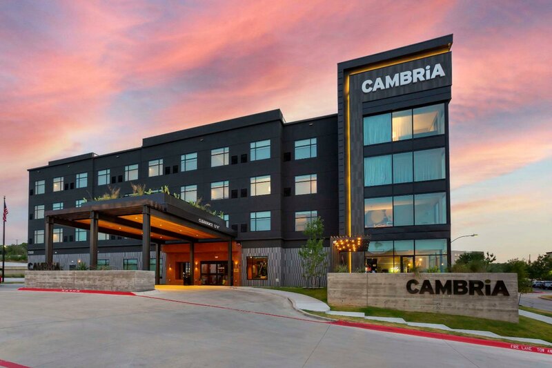 Гостиница Cambria Hotel Austin Airport в Остине