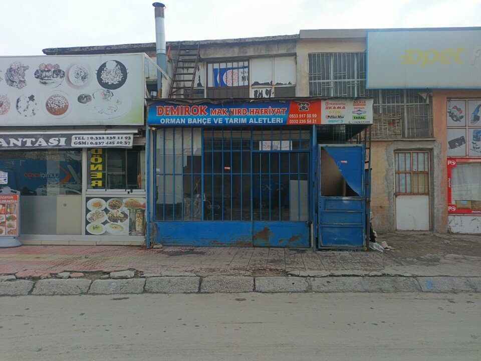 Construction equipment and machinery Karot, Konya, photo