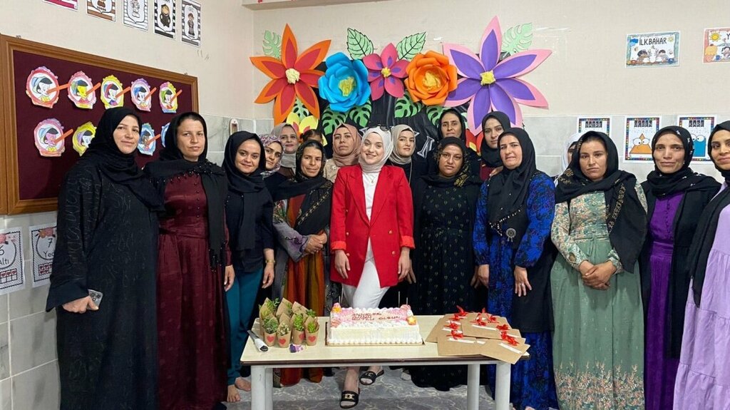 School Ataturk Middle School, Ceylanpinar, photo