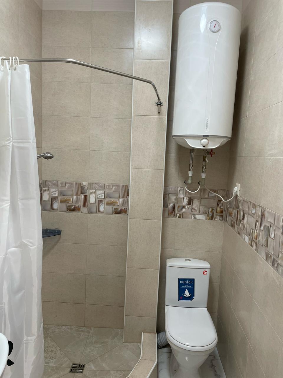 Фото Бирюзовый