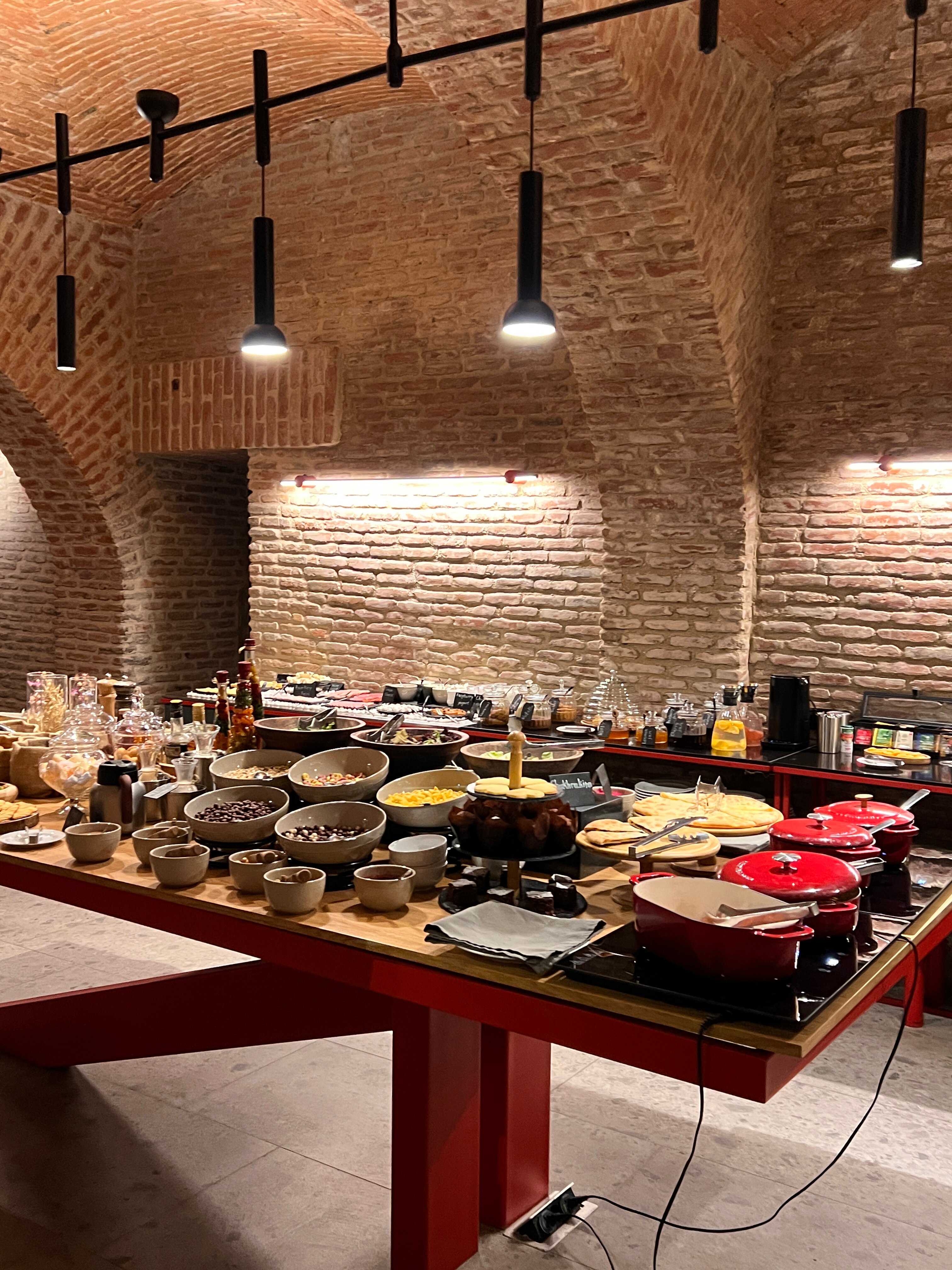 Фото Qarvasla Hotel