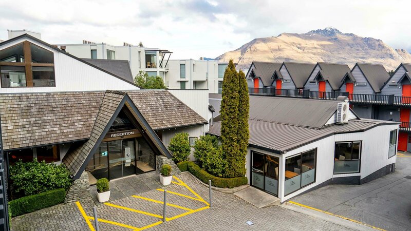 Гостиница Heartland Hotel Queenstown в Куинстауне