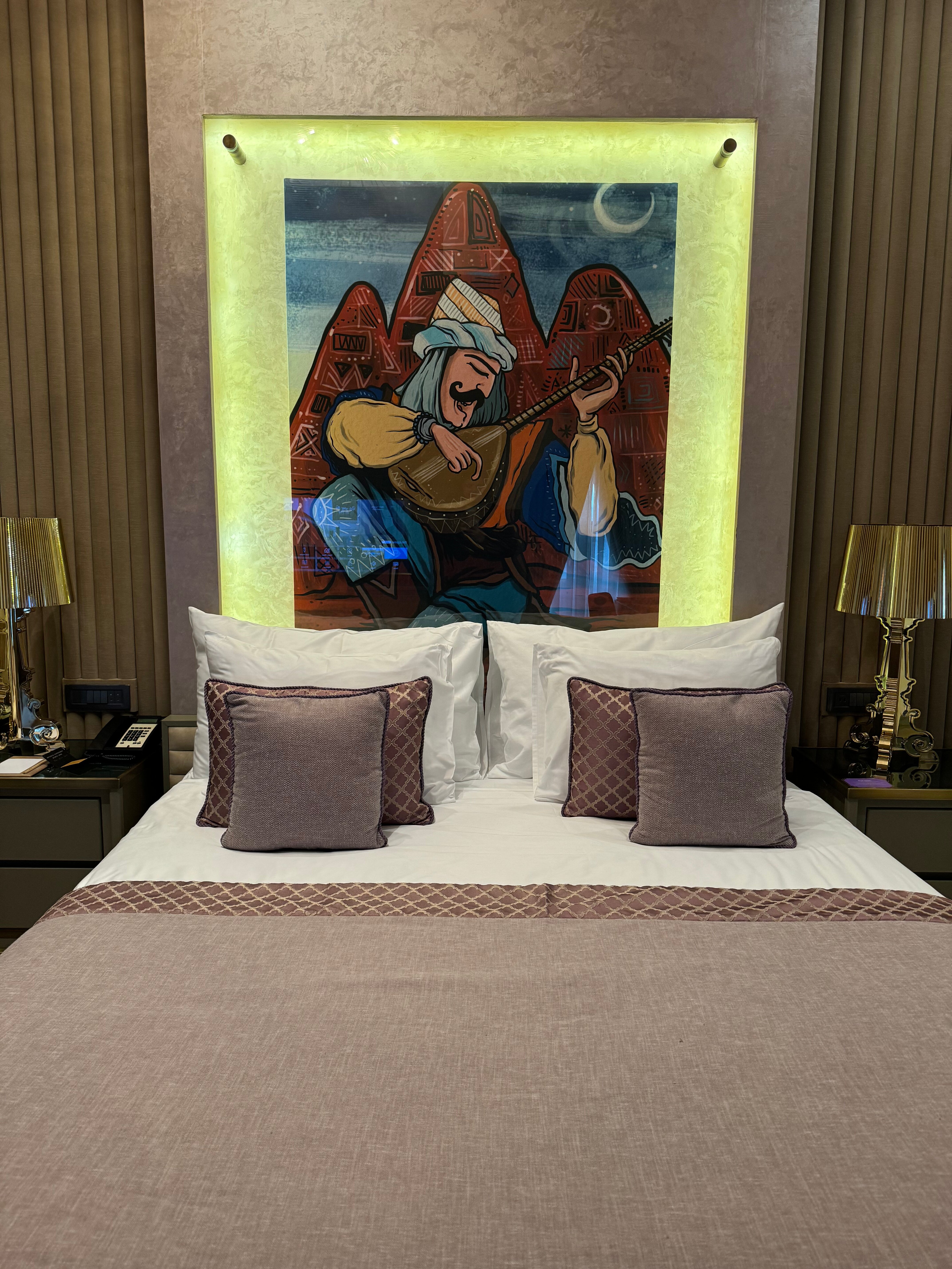 Фото Art Gallery Hotel