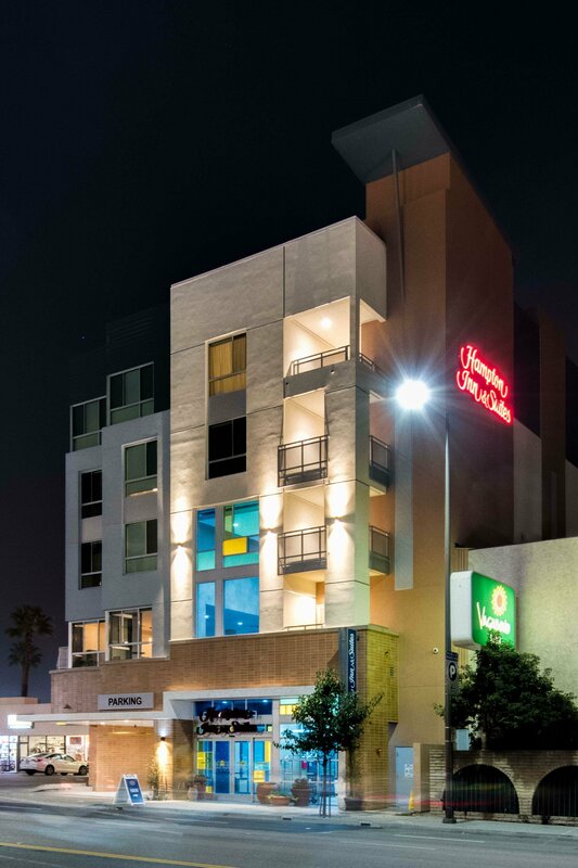 Гостиница Hampton Inn & Suites Los Angeles - Glendale в Глендейле