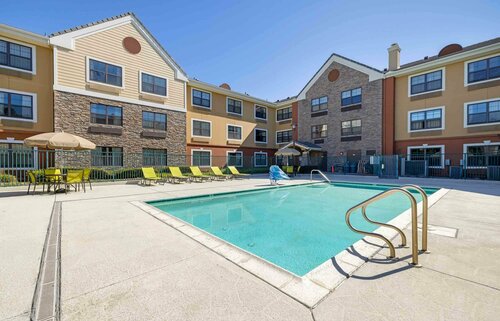 Гостиница Extended Stay America Suites Carlsbad Village by the Sea в Карлсбаде