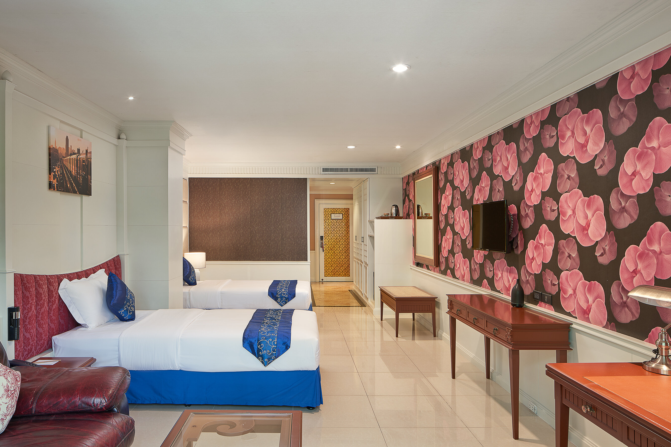 Фото Floral Hotel · Dolphin Circle Pattaya