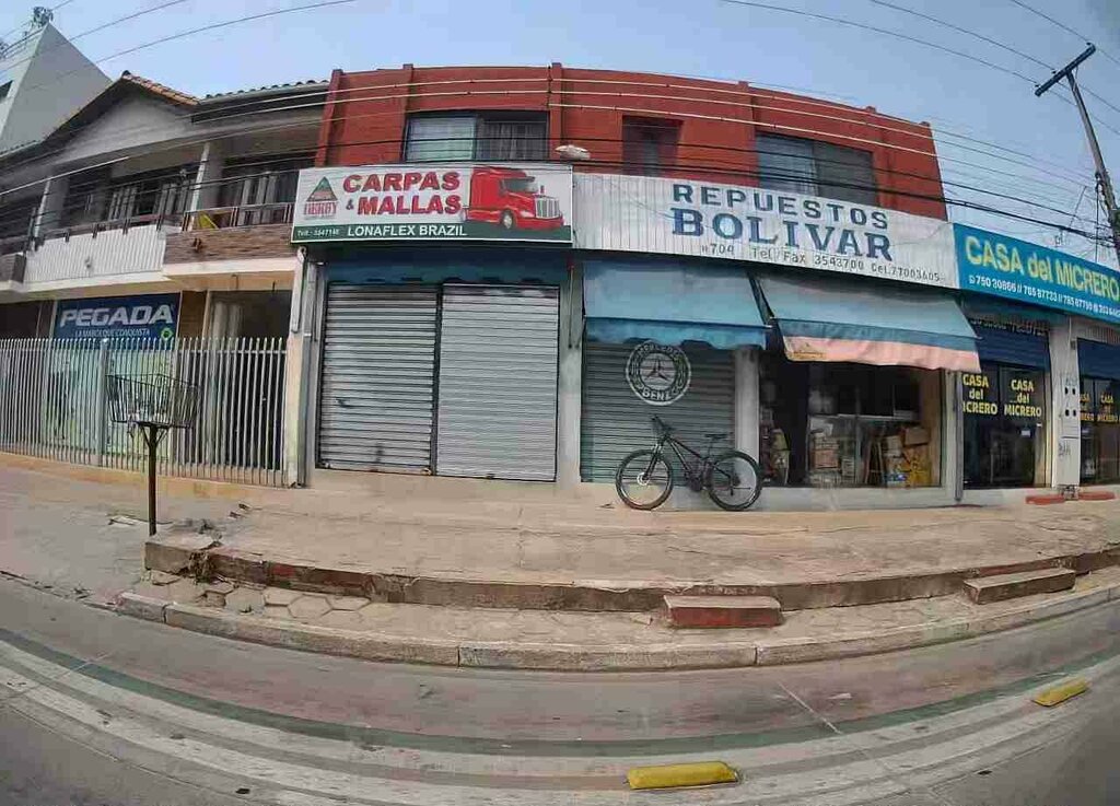 Frame and awning structures Structures of Frames and Awnings, Santa Cruz de la Sierra, photo