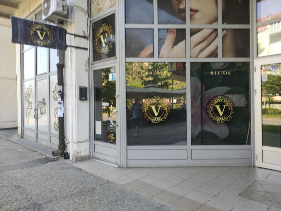V