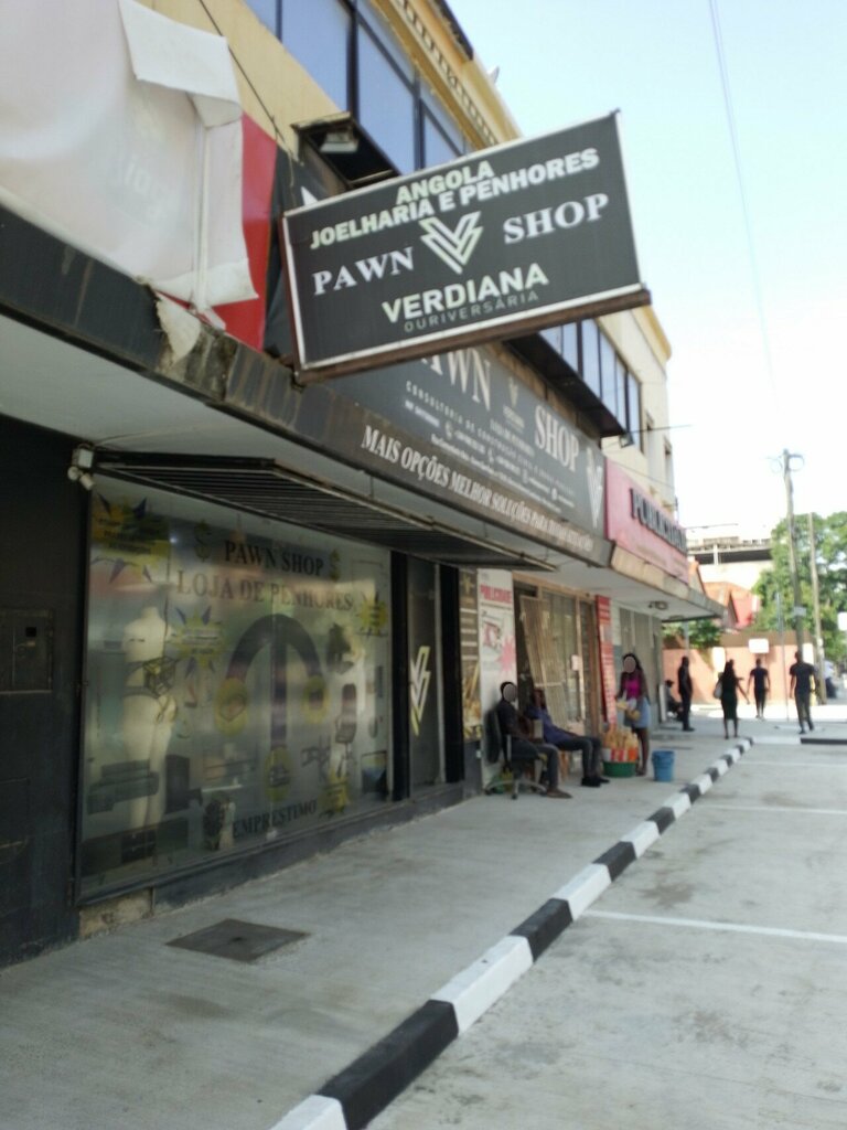 Shoe store Paw shop, Loanda, photo