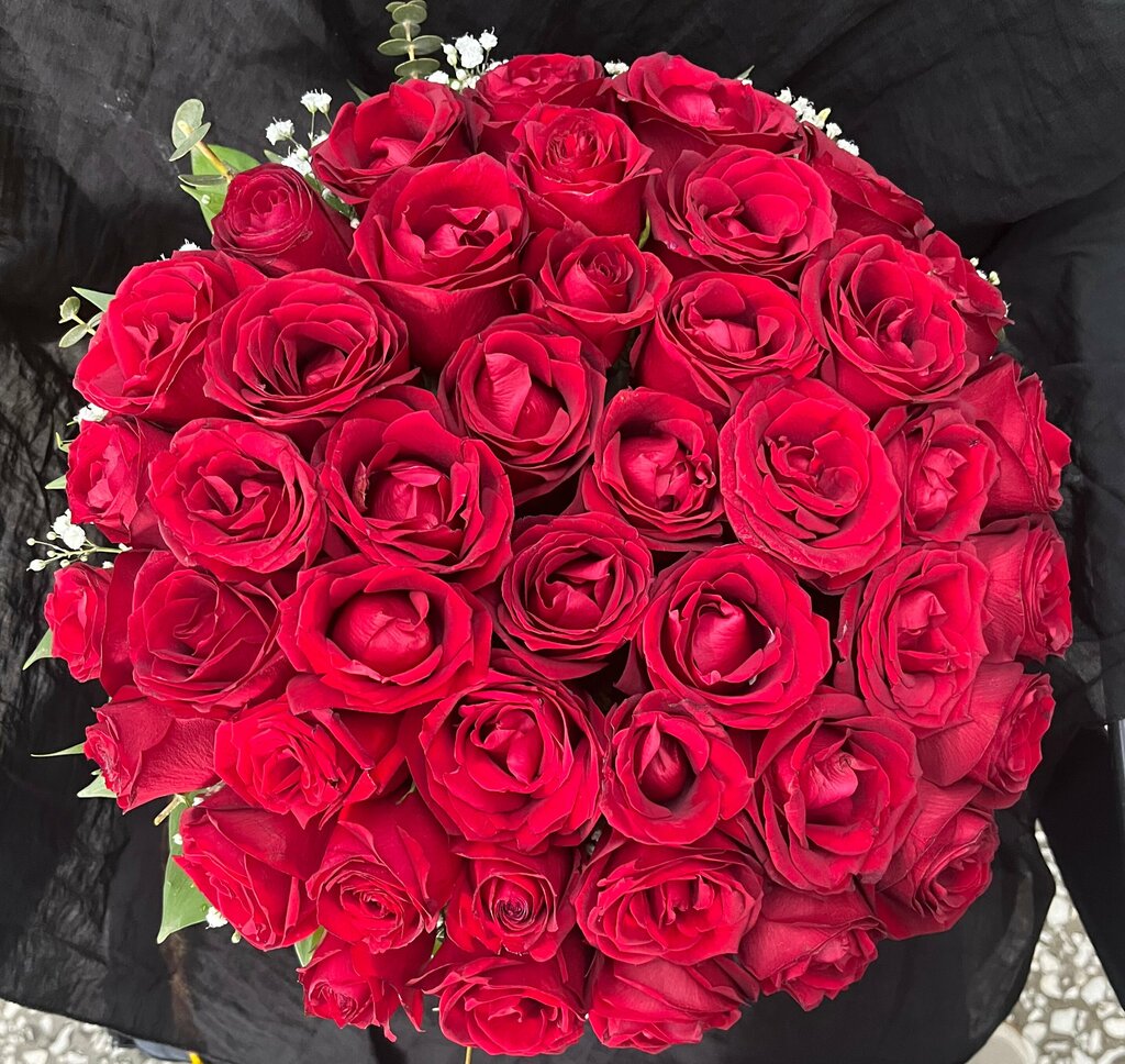 Flowers and bouquets delivery Fatih Market, Kayseri, photo