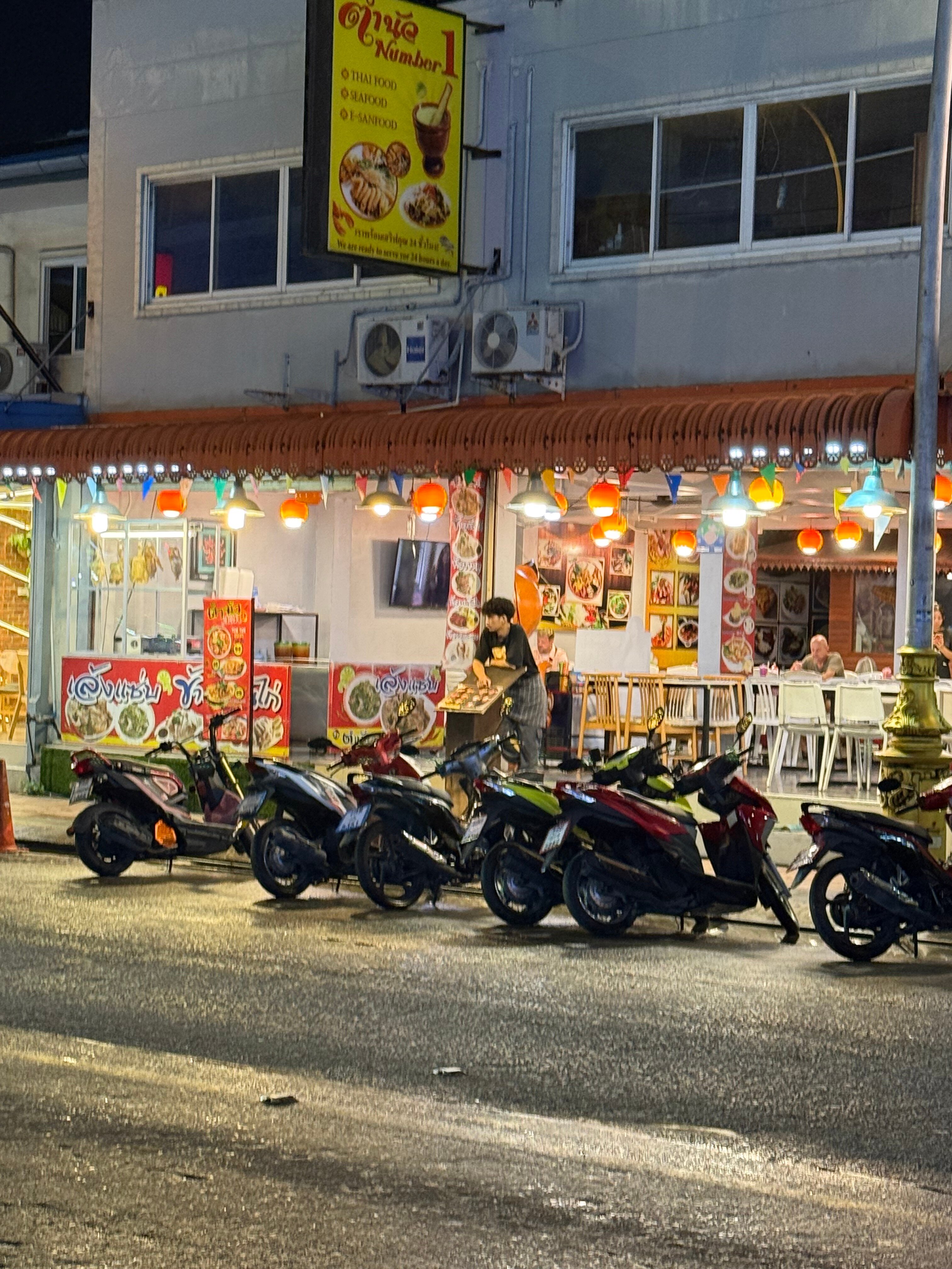 Фото Andakira Hotel Patong