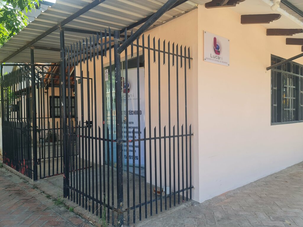 Security and alarm systems Lucani, Santa Cruz de la Sierra, photo